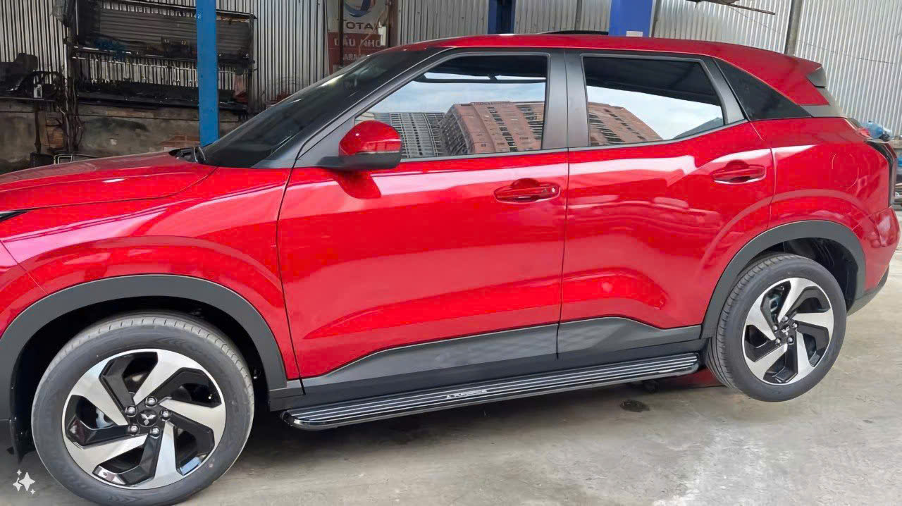 Bậc lên xuống Mitsubishi Xforce HÀNG CAO CẤP, đảm bảo an toàn, trang trí xe phong cách thể thao