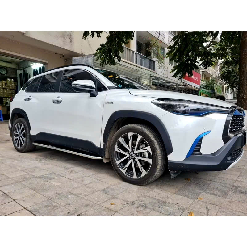 Bậc lên xuống, bệ bước chân ô tô cho Toyota Cross CAO CẤP, thiết kế thể thao đẹp mắt